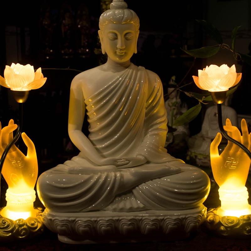 Đèn Tay Phật Cầm Hoa Sen