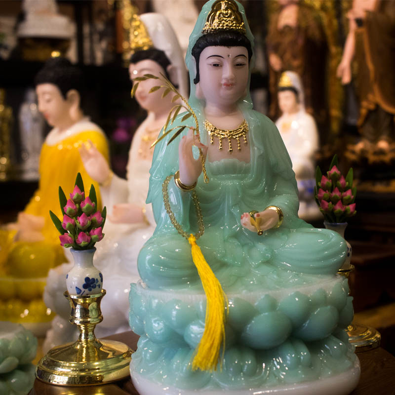 Tượng Phật Bà Quan Âm Ngồi Đài Sen