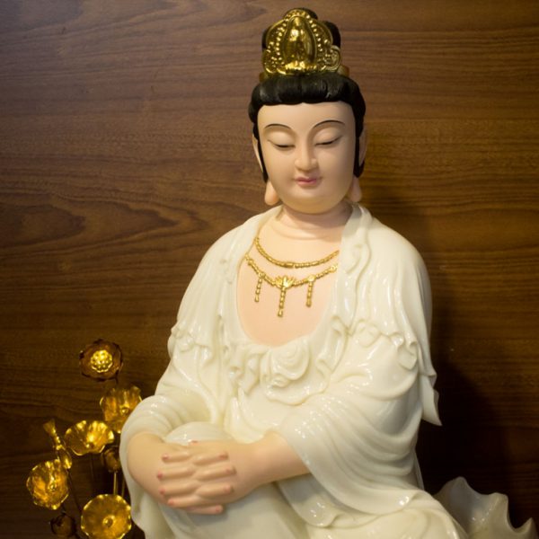 Tượng Phật Bà Quan Âm bằng bột đá ngồi tự tại