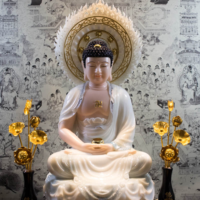 Tượng Phật Thích Ca Đẹp Có Hào Quang