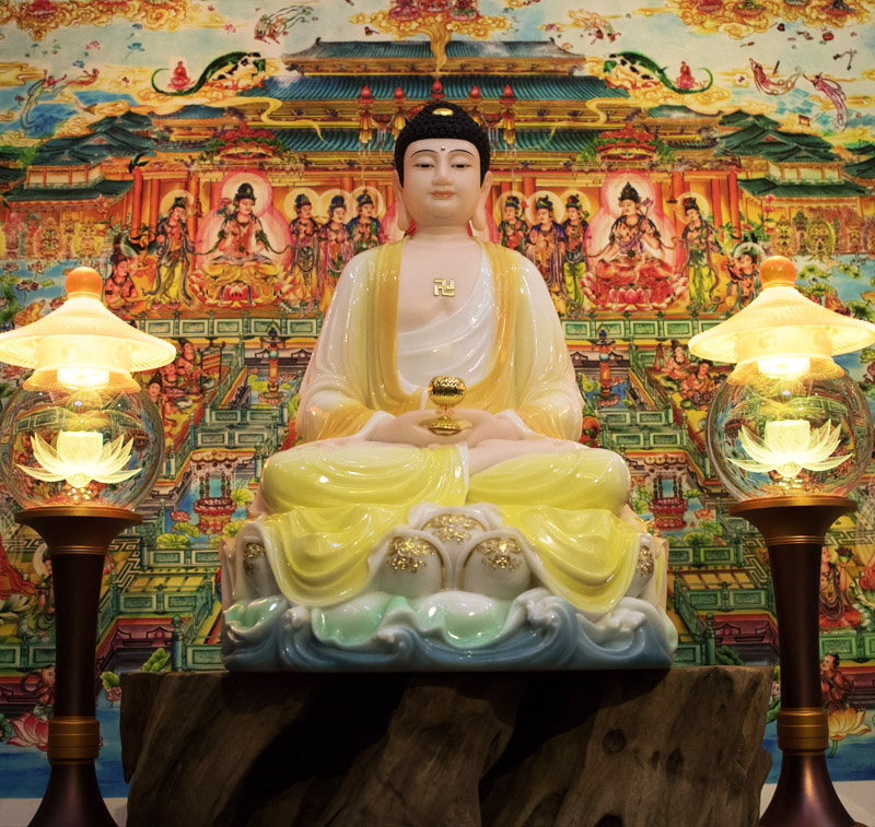 Phật A Di Đà Ngồi đài sen bằng bột đá sóng nước