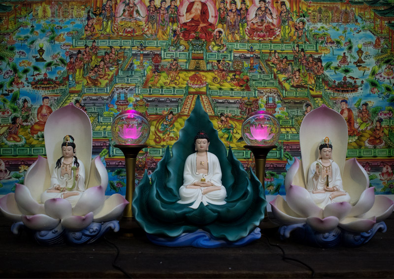 Tượng Tam Thế Phật toạ thiền hoa sen nghệ thuật