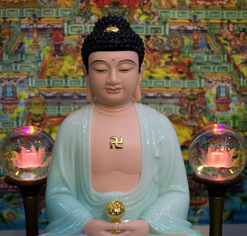 Tượng Phật A Di Đà xanh Ngọc