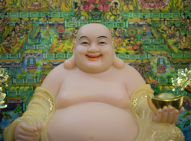 Phật Di Lặc cười hoan hỷ